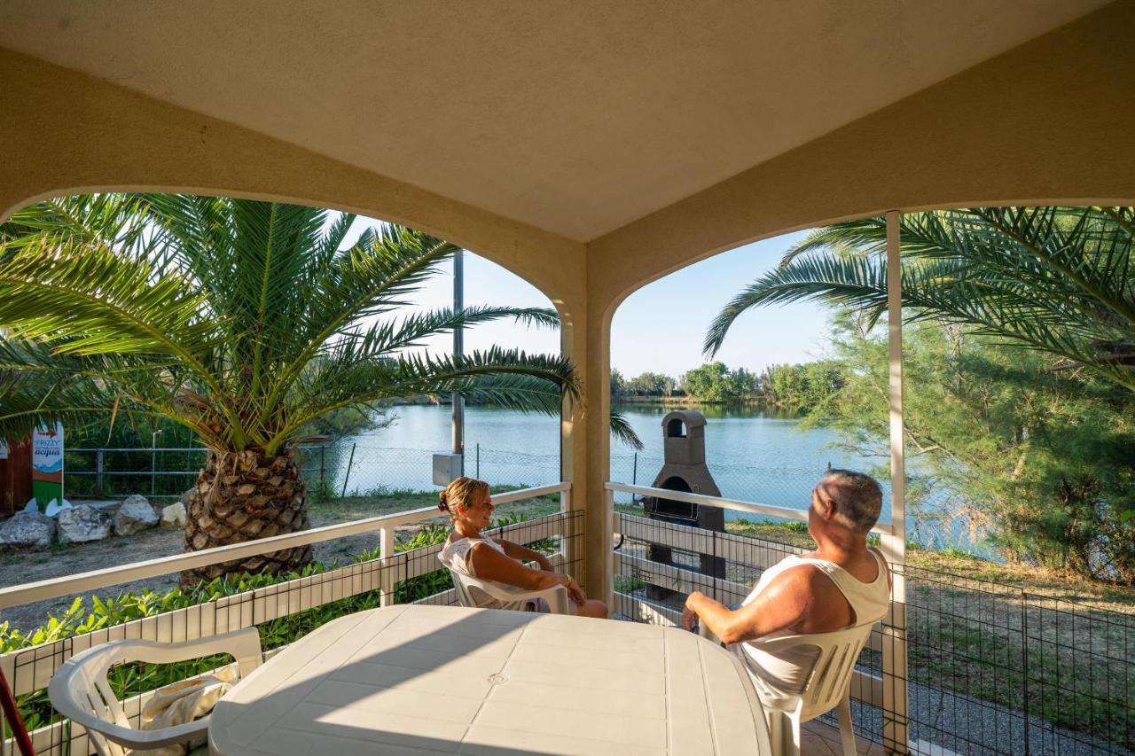 Village Lake Placid Silvi Marina Exterior foto